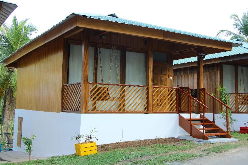 Rainforest Resort — general view