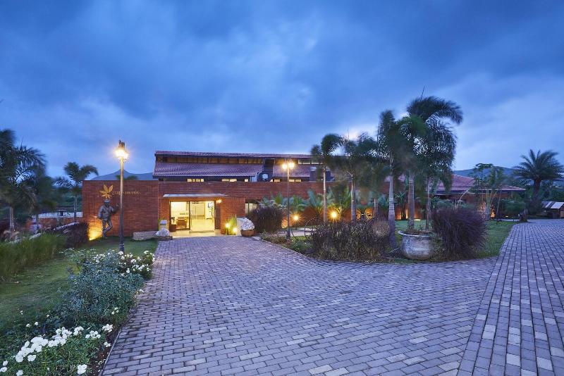 Grape County Resort image