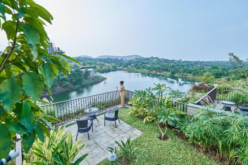 Grape County Resort image
