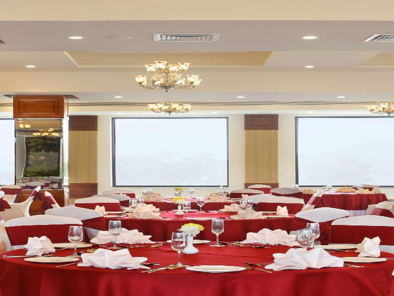 Rs Sarovar Portico image
