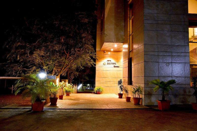 Hotel Sadhana Executive image