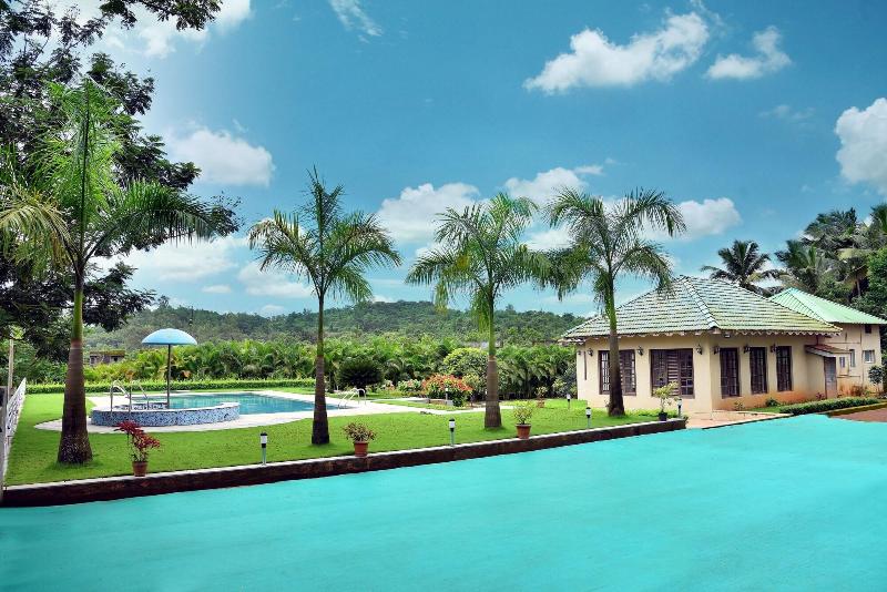 Hotel Sadhana Executive image