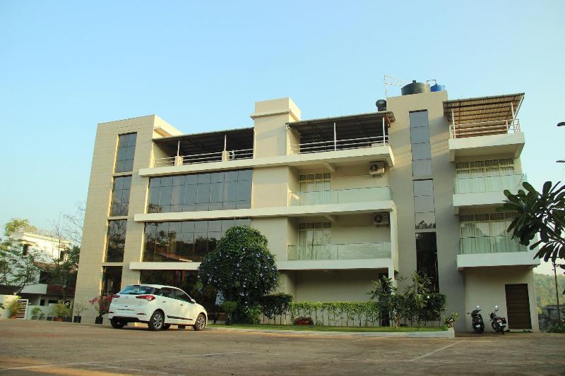 Hotel Sadhana Executive image