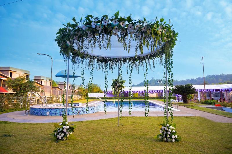 Hotel Sadhana Executive image