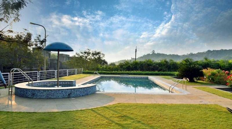 Hotel Sadhana Executive image