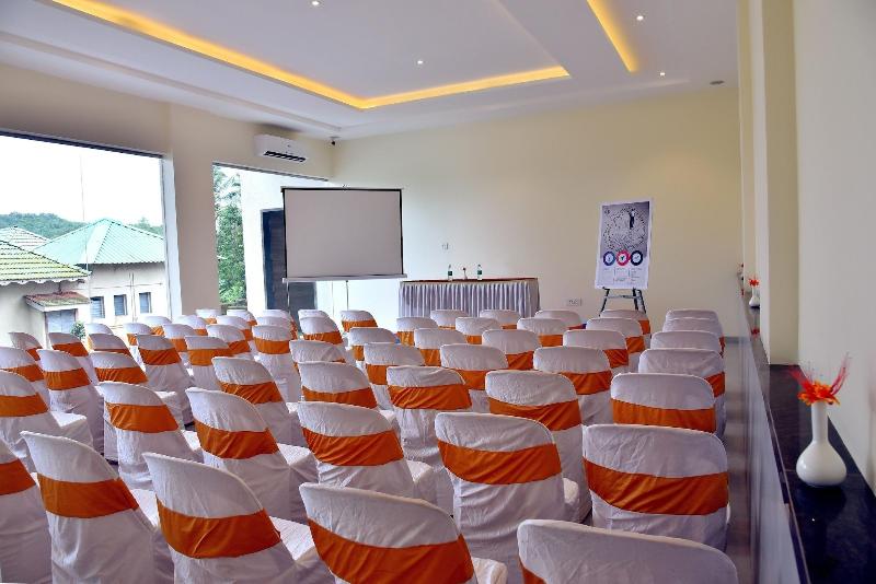 Hotel Sadhana Executive image