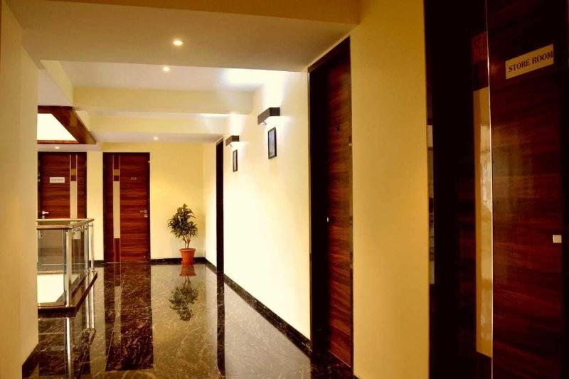 Hotel Sadhana Executive image