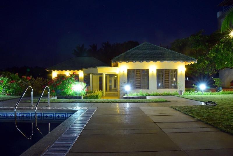 Hotel Sadhana Executive image