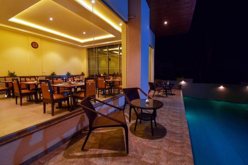 Hotel Sadhana Executive image