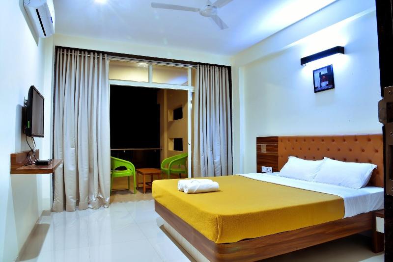 Hotel Sadhana Executive image