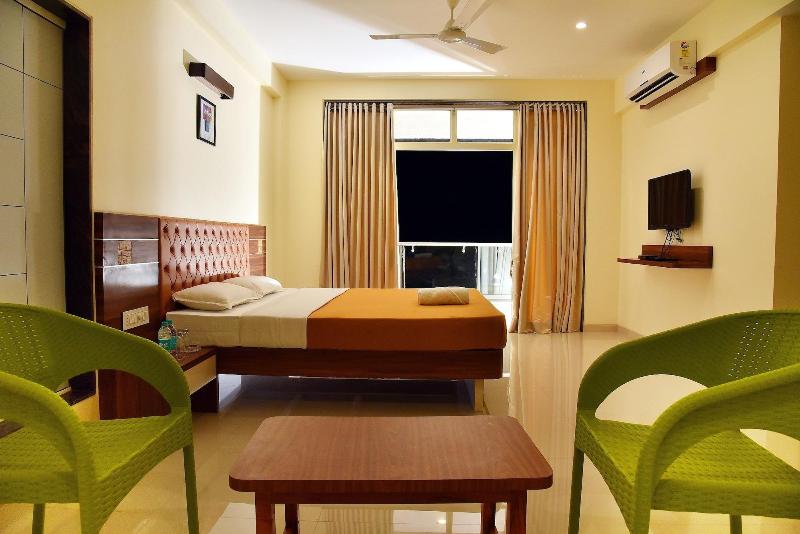 Hotel Sadhana Executive image