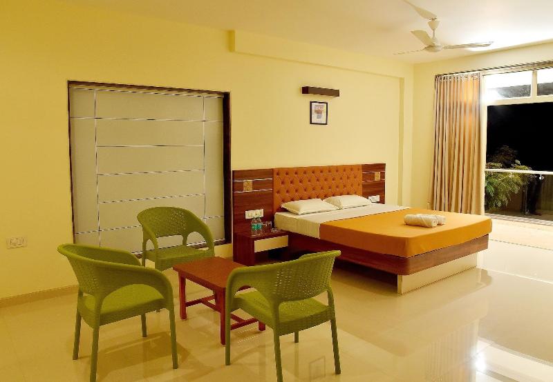 Hotel Sadhana Executive image