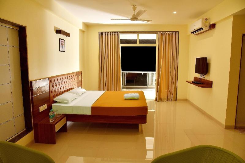 Hotel Sadhana Executive image