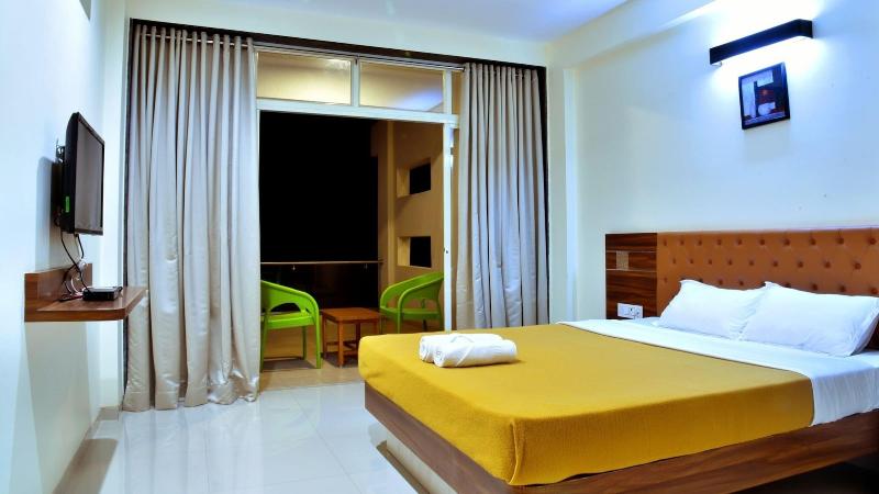 Hotel Sadhana Executive image