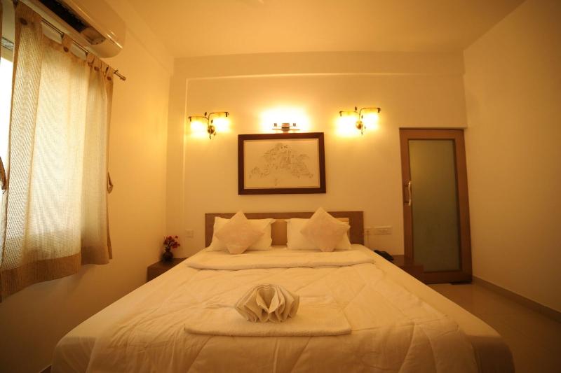 Hotel Surbhi image