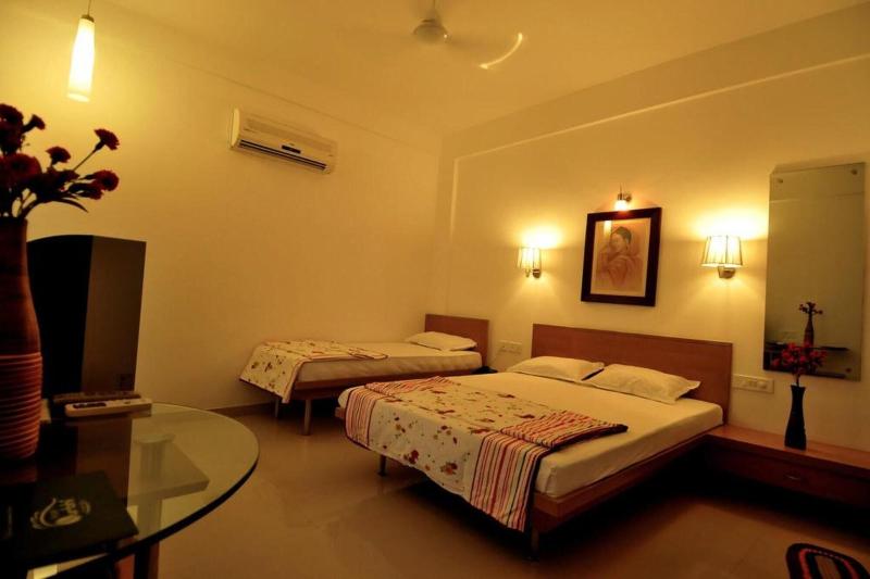 Hotel Surbhi image