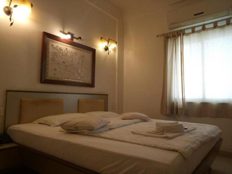 Hotel Surbhi image
