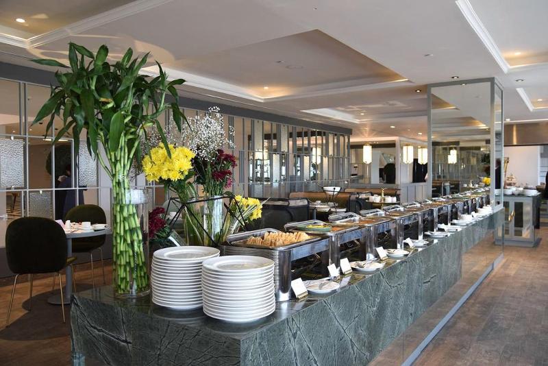 Nishat Hotel Johar Town image