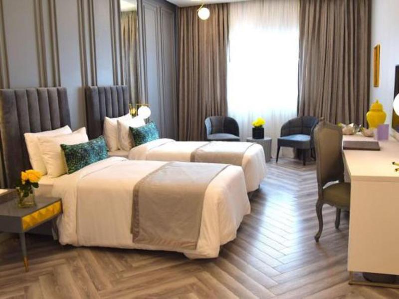Nishat Hotel Johar Town image