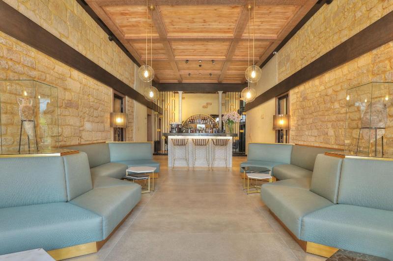 El Boutique Hotel image
