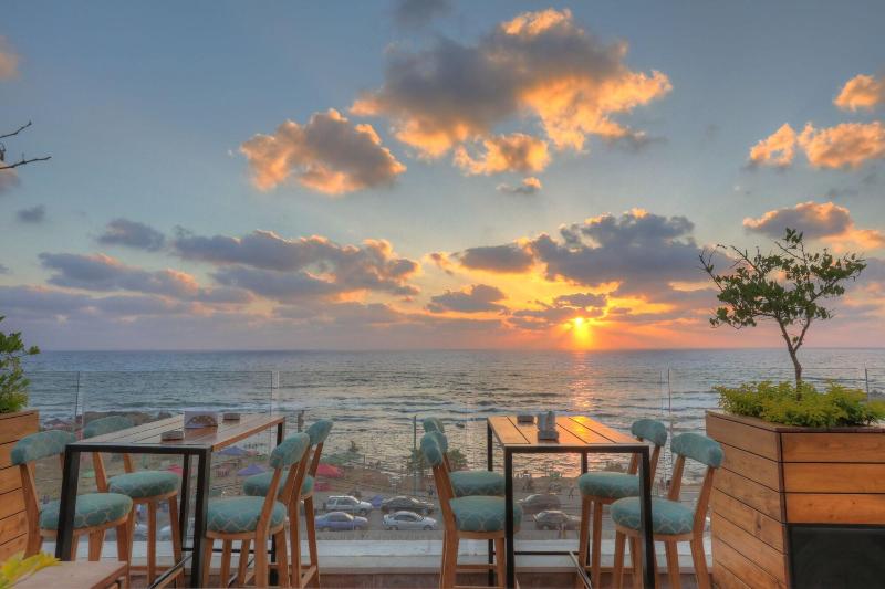 El Boutique Hotel image