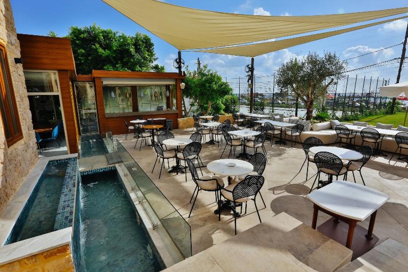 El Boutique Hotel image
