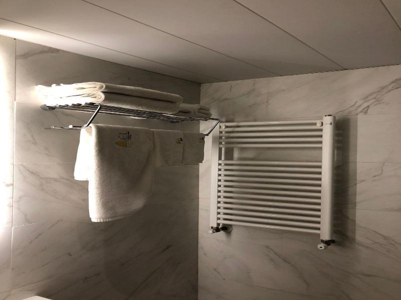 El Boutique Hotel image