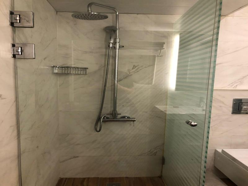 El Boutique Hotel image