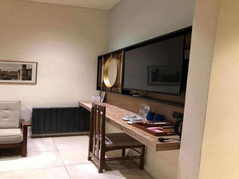 El Boutique Hotel image