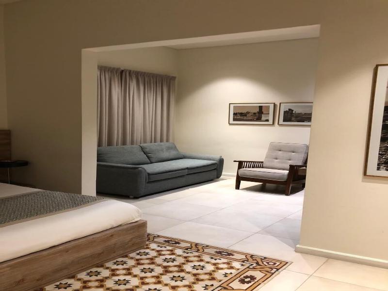 El Boutique Hotel image