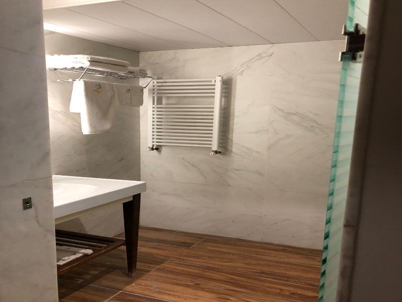 El Boutique Hotel image