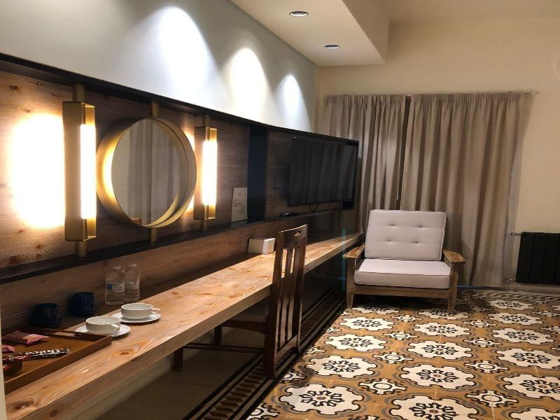 El Boutique Hotel image