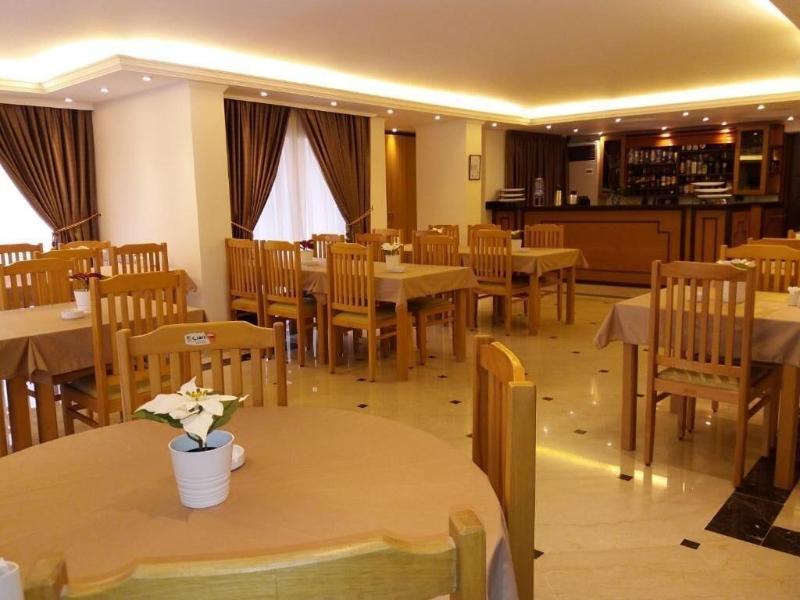 Green Lake Hotel - Jezzine