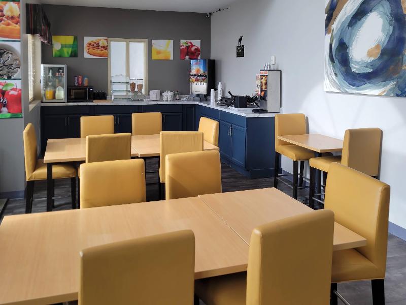 Quality Inn & Suites Pinedale image