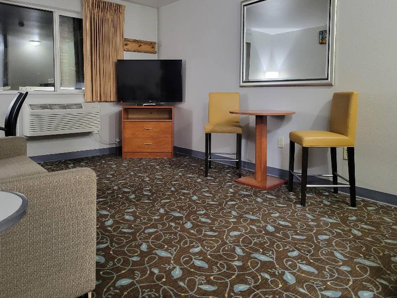 Quality Inn & Suites Pinedale image