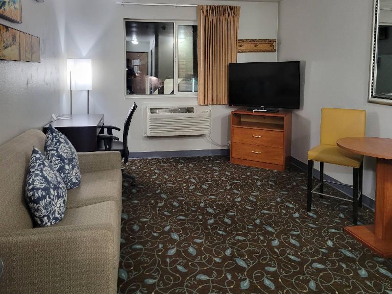 Quality Inn & Suites Pinedale image