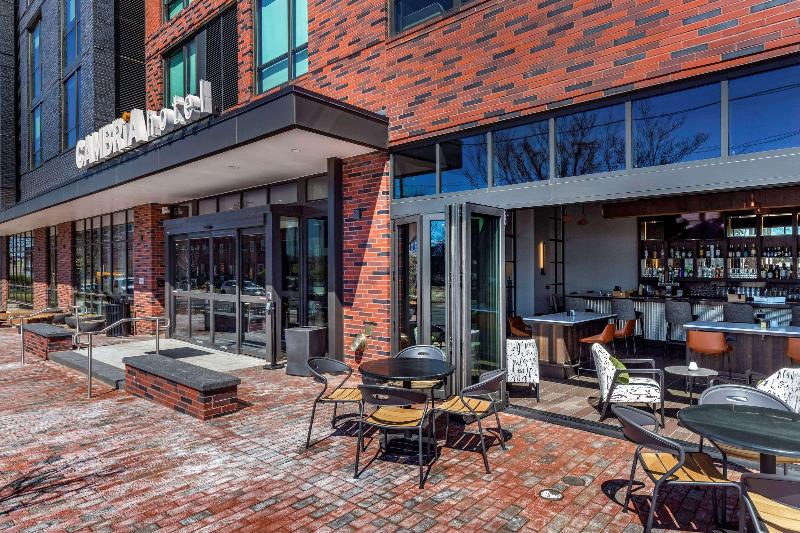Cambria Hotel Washington D.C. Navy Yard Riverfront