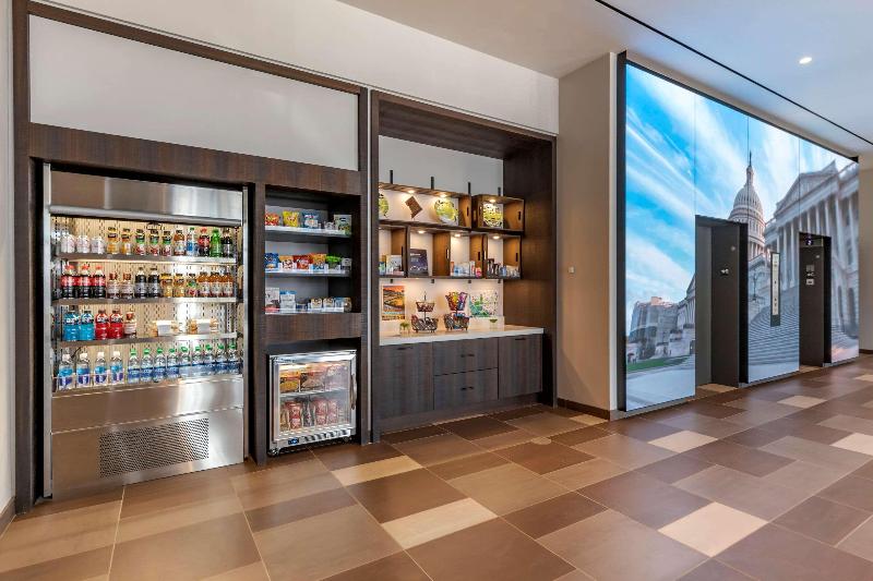 Cambria Hotel Washington D.C. Navy Yard Riverfront