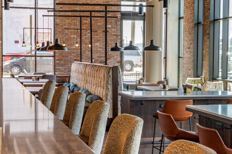 Cambria Hotel Washington D.C. Navy Yard Riverfront