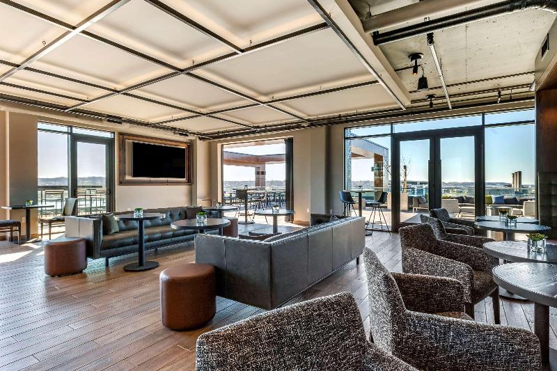 Cambria Hotel Washington D.C. Navy Yard Riverfront