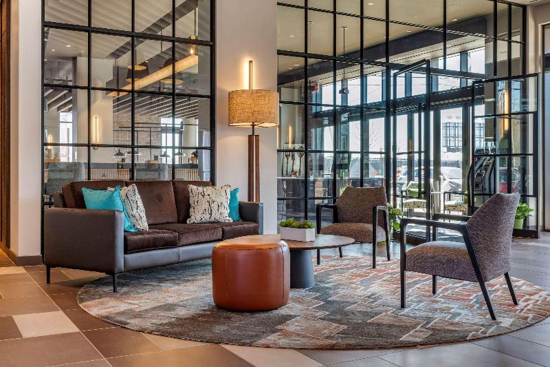 Cambria Hotel Washington D.C. Navy Yard Riverfront