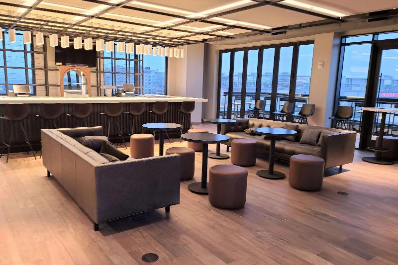 Cambria Hotel Washington D.C. Navy Yard Riverfront