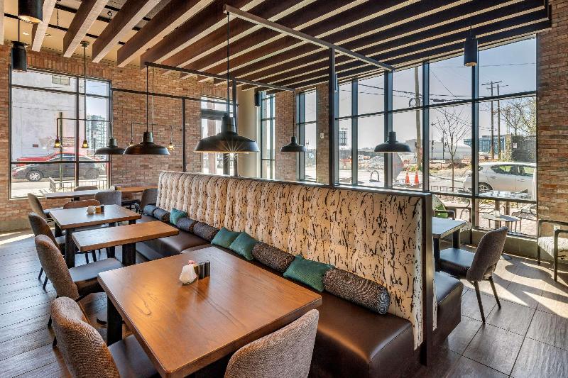 Cambria Hotel Washington D.C. Navy Yard Riverfront