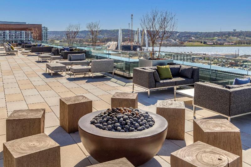 Cambria Hotel Washington D.C. Navy Yard Riverfront