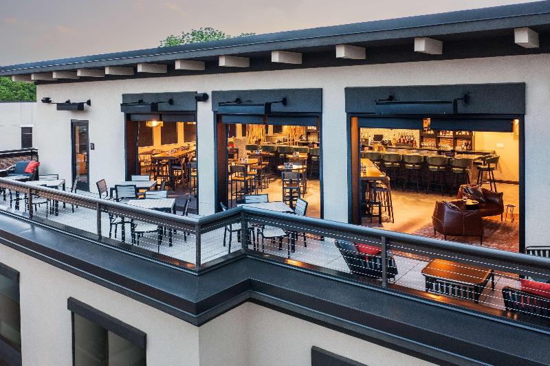 Hampton Inn By Hilton Blue Ridge image