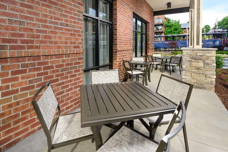 Hampton Inn By Hilton Blue Ridge image