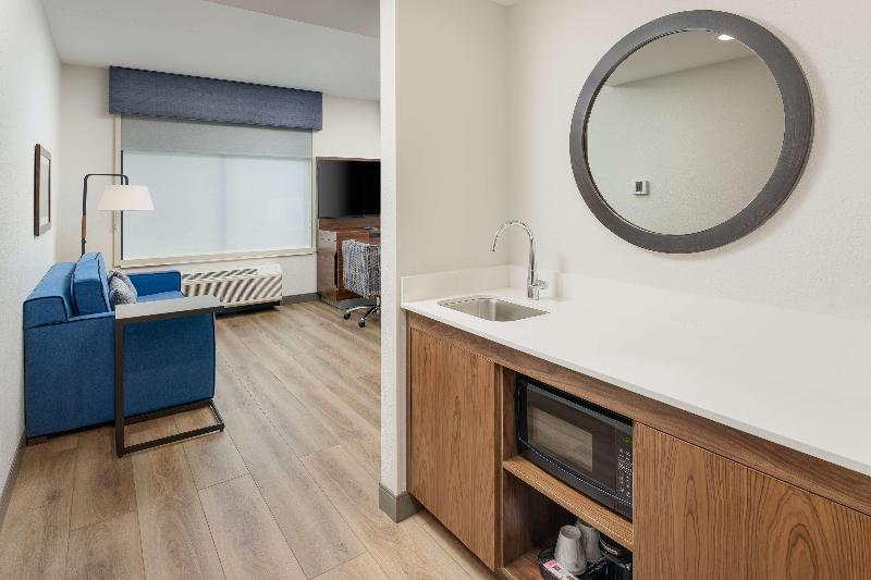 Hampton Inn By Hilton Blue Ridge image