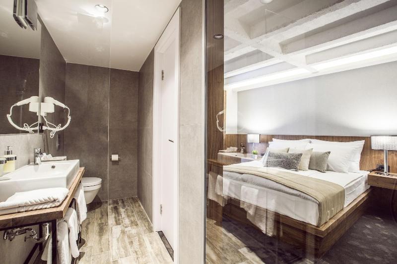 Nomad Luxury Suites image