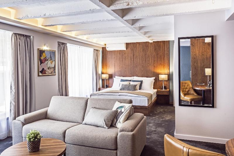 Nomad Luxury Suites image