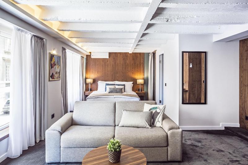 Nomad Luxury Suites image